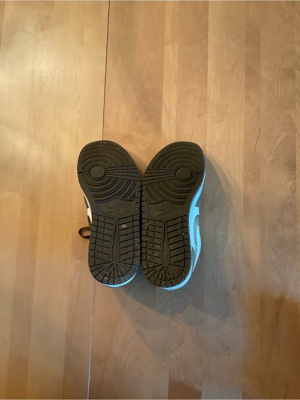 Jordan 1 Low SE Brown and White Womens - Picture 3 of 6